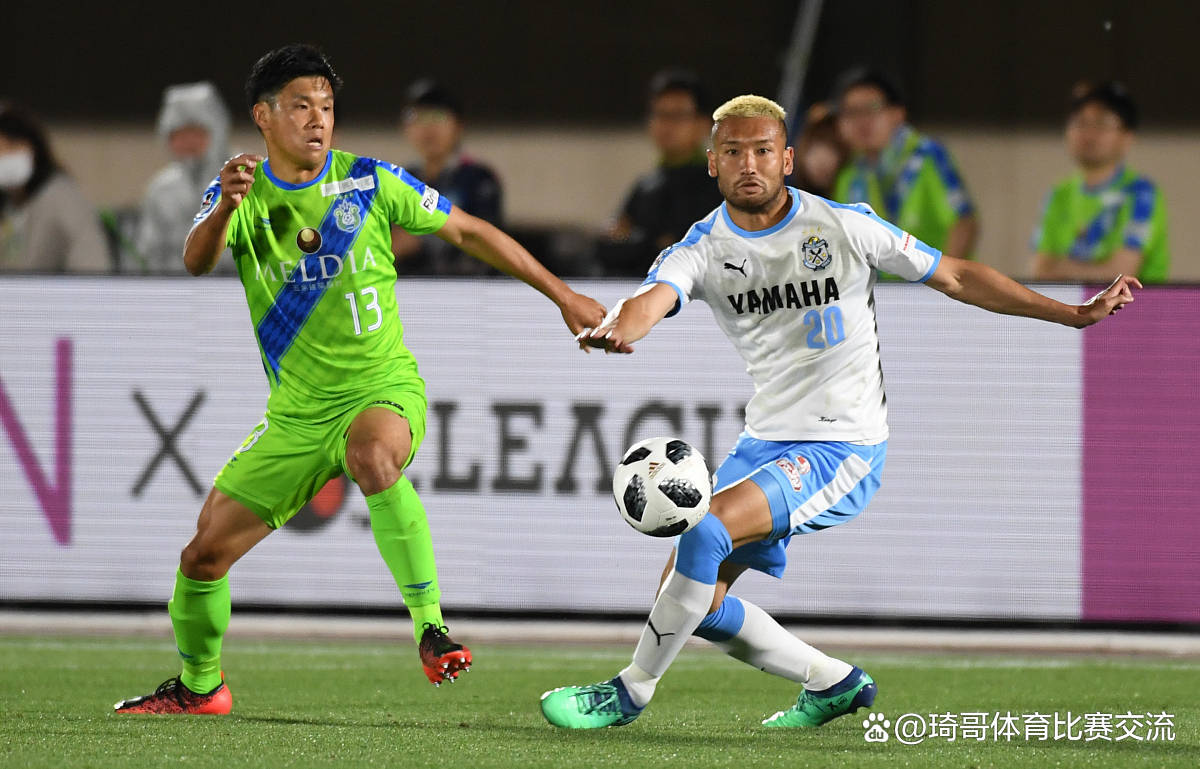 包含横浜FC击败对手自己晋级下一轮的词条